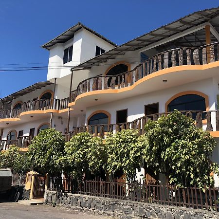 Hostal Sandrita Puerto Villamil Ngoại thất bức ảnh