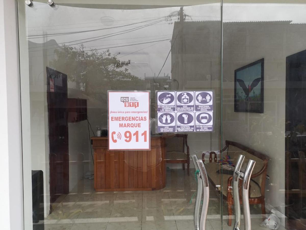 Hostal Sandrita Puerto Villamil Ngoại thất bức ảnh