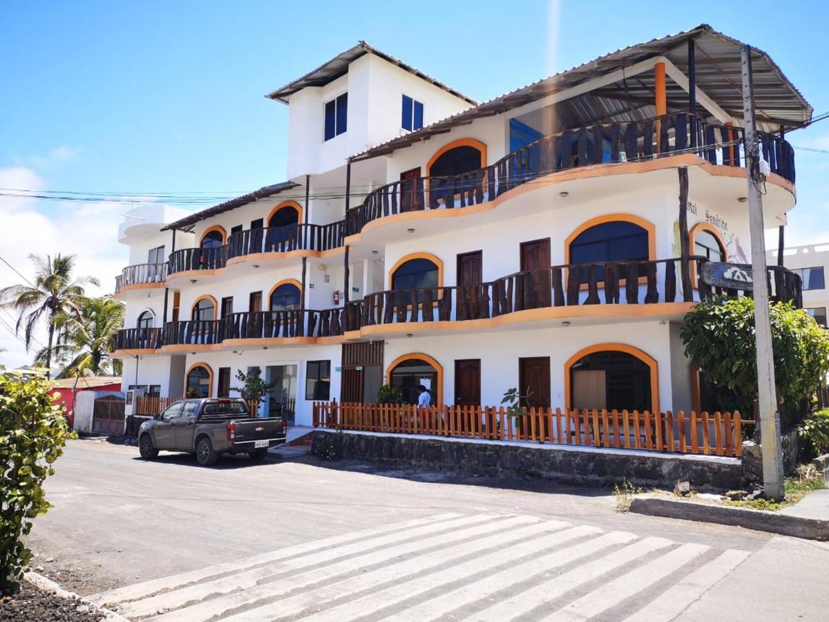 Hostal Sandrita Puerto Villamil Ngoại thất bức ảnh