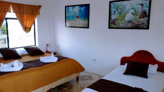 Hostal Sandrita Puerto Villamil Ngoại thất bức ảnh